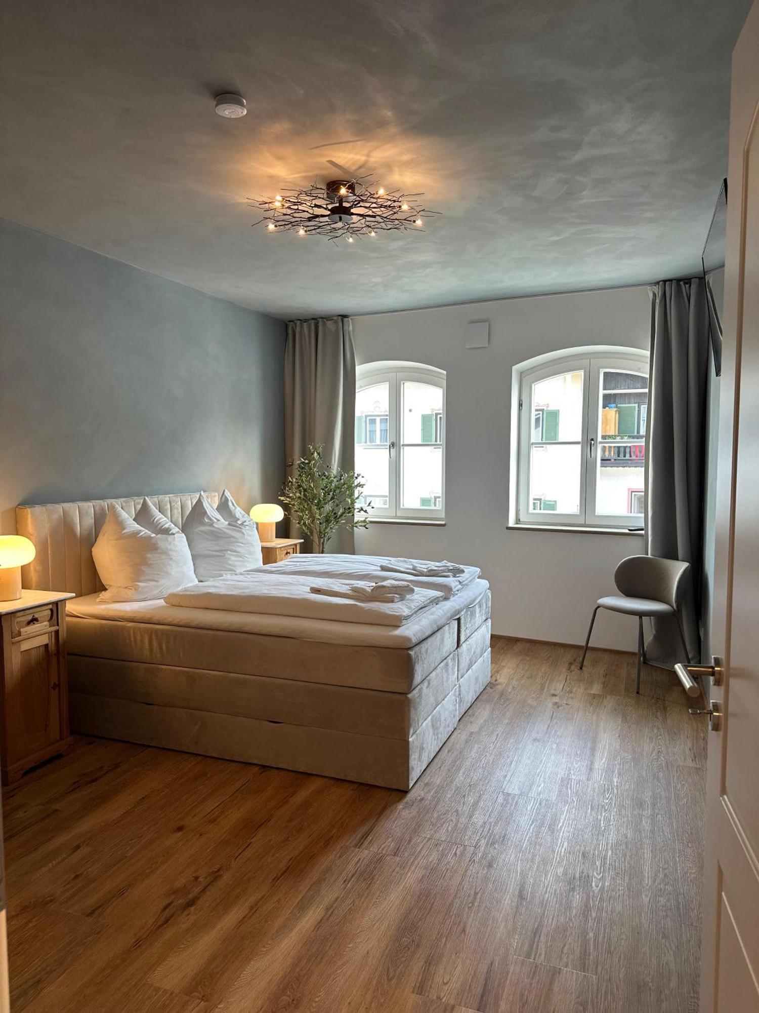 Vaicun Stays - Luxury Apartments - Apartments Mit Blick Auf Den Tegernsee Gmund am Tegernsee Luaran gambar