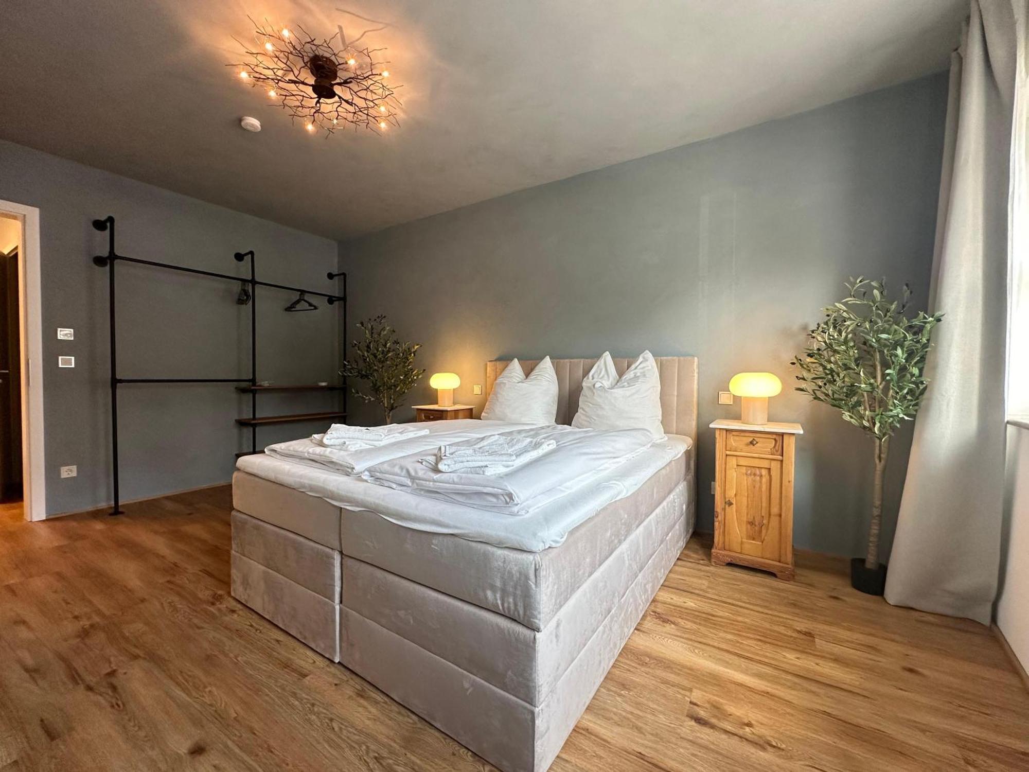 Vaicun Stays - Luxury Apartments - Apartments Mit Blick Auf Den Tegernsee Gmund am Tegernsee Luaran gambar
