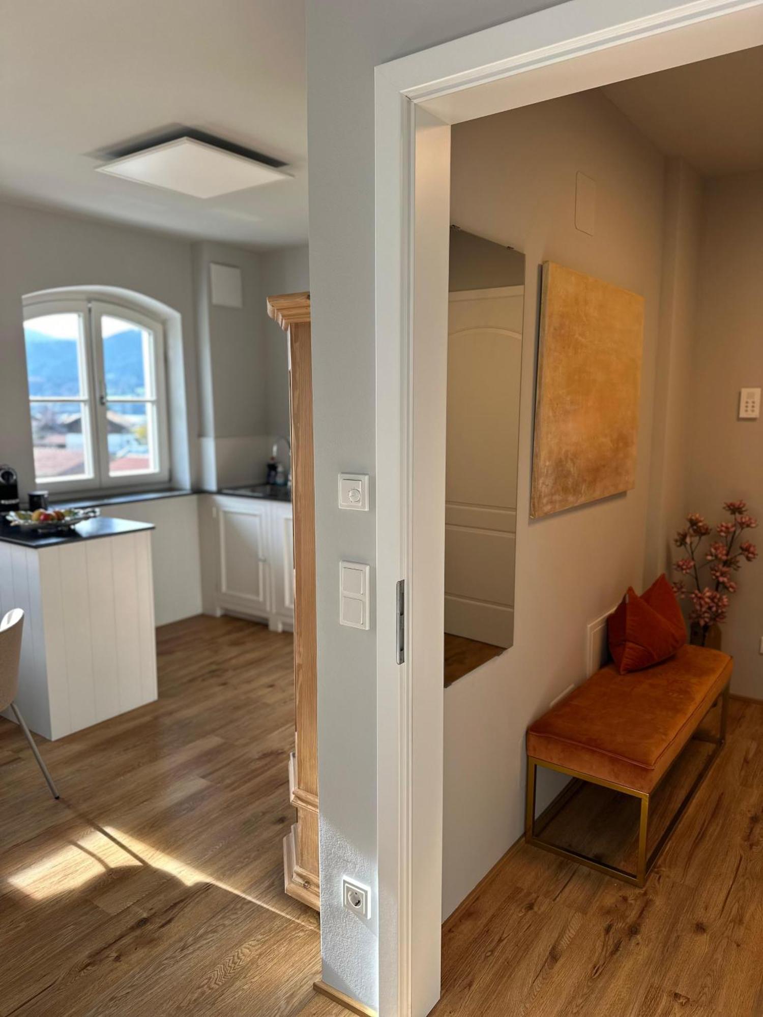Vaicun Stays - Luxury Apartments - Apartments Mit Blick Auf Den Tegernsee Gmund am Tegernsee Luaran gambar
